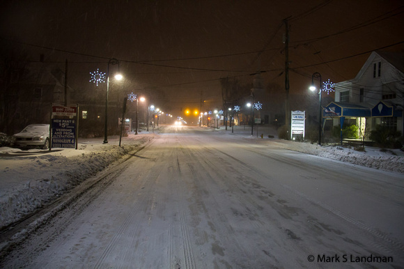 Jan 2 - Sharon Center During Snowstorm